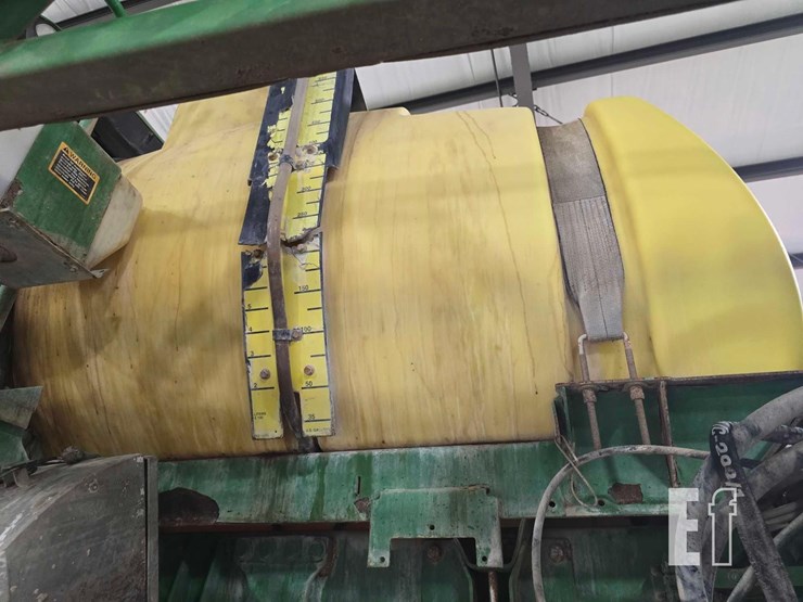 2011-john-deere-4630-image-23