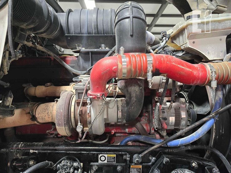 2008-kenworth-t800-image-18