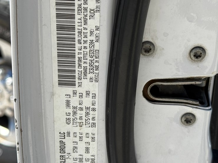 2014-ram-2500-tradesman-image-20