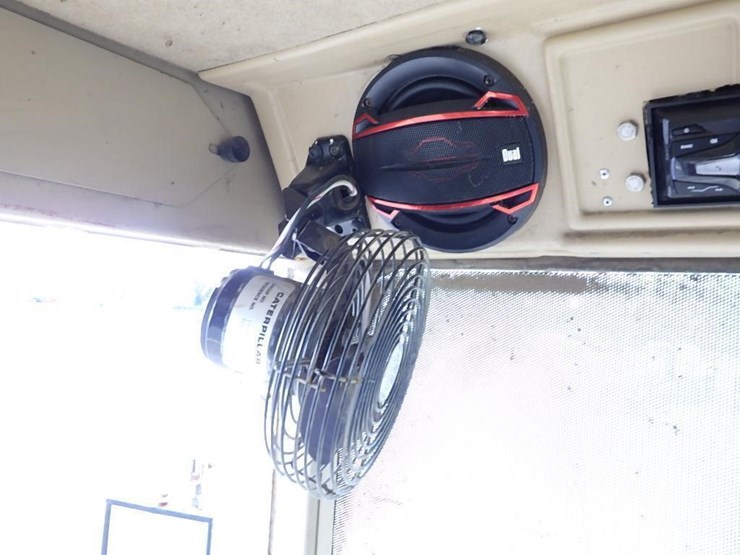 caterpillar-140h-image-62