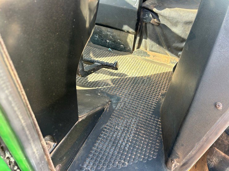 1982-john-deere-4440-image-11