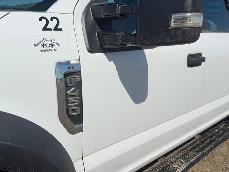 2019-ford-f450-image-13