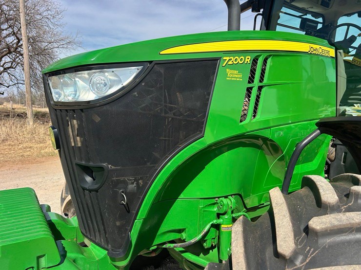 2013-john-deere-7200r-image-30
