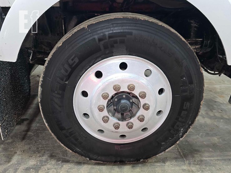 2008-kenworth-t800-image-27