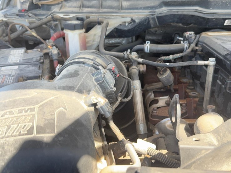 2017-ram-3500-hd-image-23