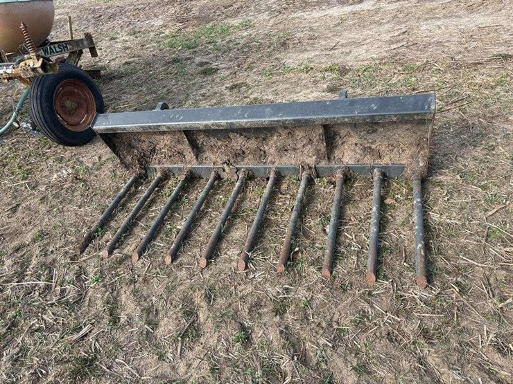 cid-loader-6'-manure-bucket-image-2