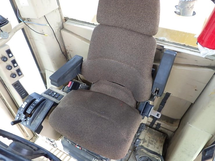 caterpillar-140h-image-60