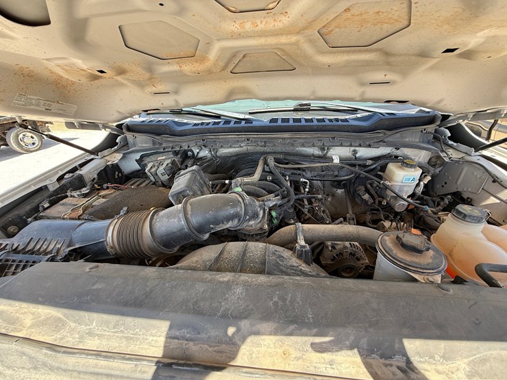 2023-ford-f250-image-24