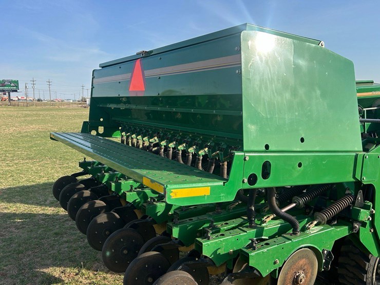 great-plains-3s3000hd-image-5