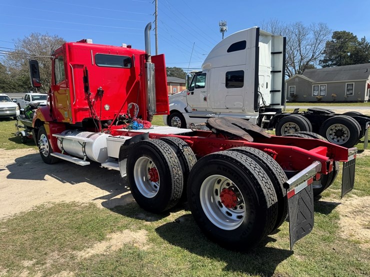 2016-caterpillar-c13-image-4