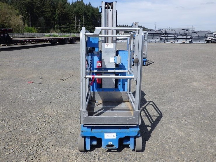 2012-genie-gr20-image-2