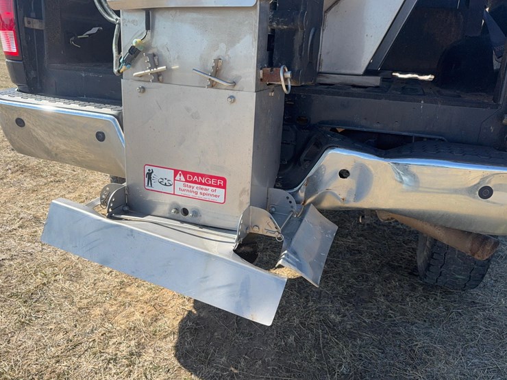 2015-dodge-2500-image-21