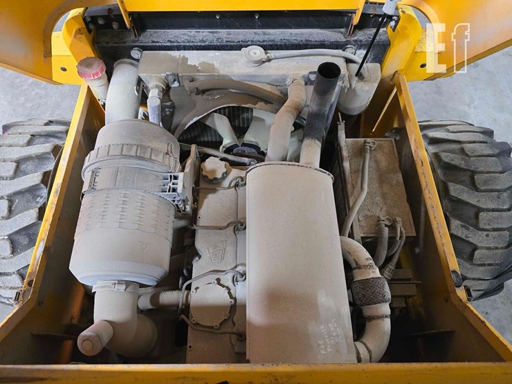 2008-jcb-930-image-18