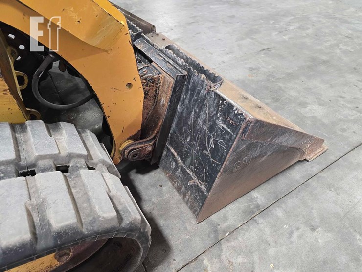 2022-caterpillar-289d3-image-11