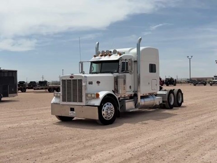 2006-peterbilt-379-image-11