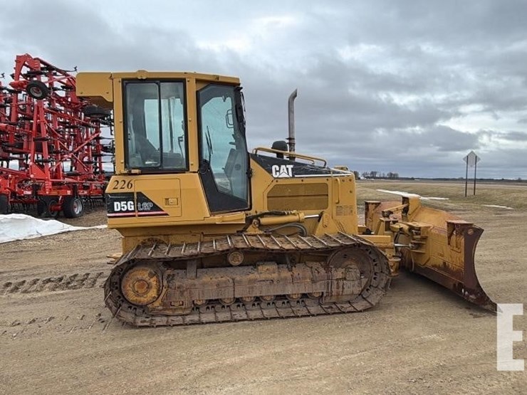 2005-caterpillar-d5g-lgp-image-2