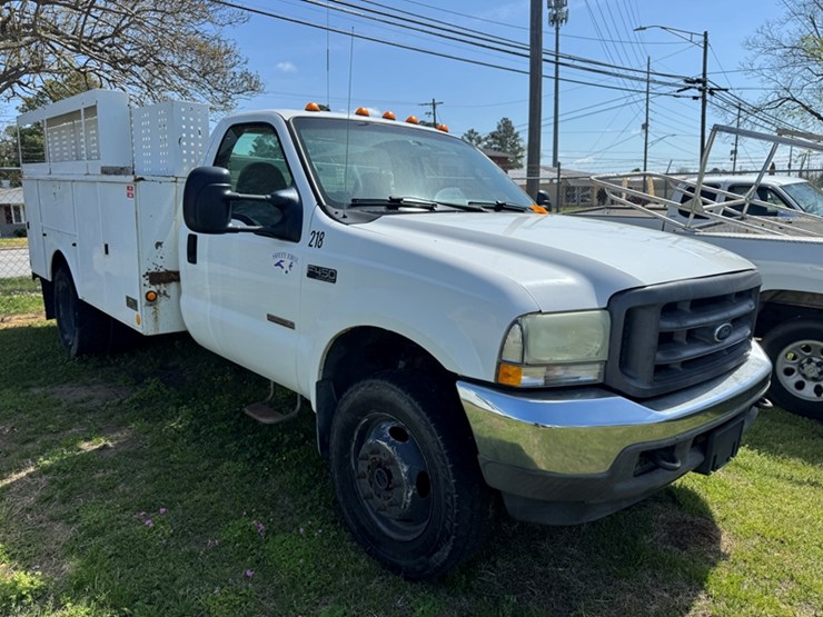 2004-ford-f450-image-2