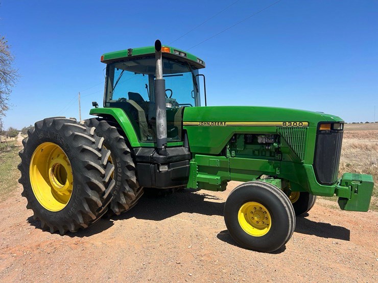 1996-john-deere-8300-image-1
