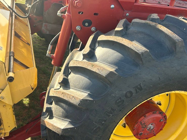 2008-new-holland-h8040-image-9