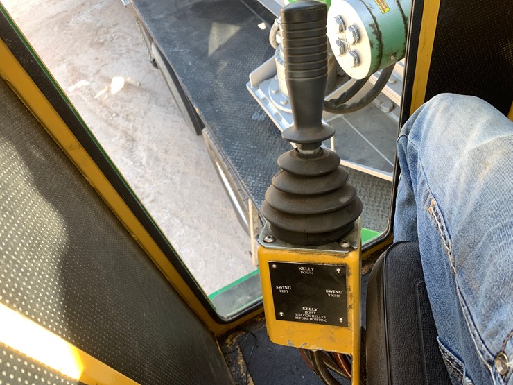 2024-kenworth-t800-image-16