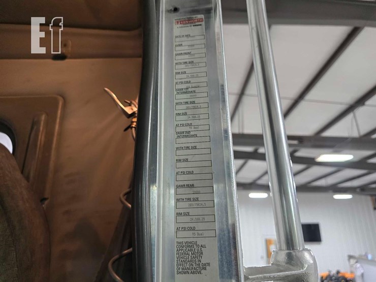 2008-kenworth-t800-image-29