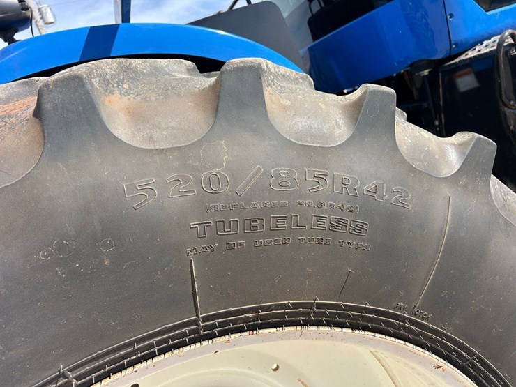 2010-new-holland-t9020-image-7