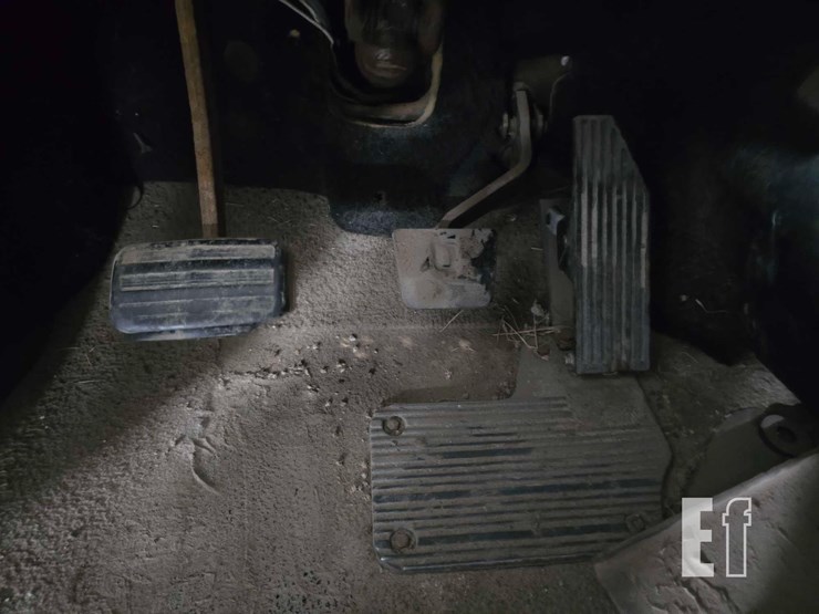 2004-mack-vision-cx613-image-11