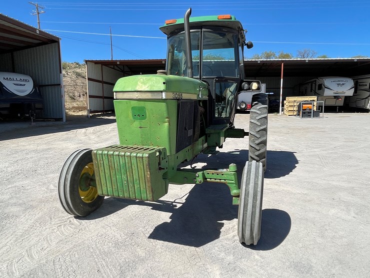 john-deere-3055-image-2