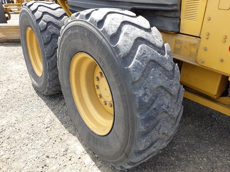 caterpillar-140h-image-47