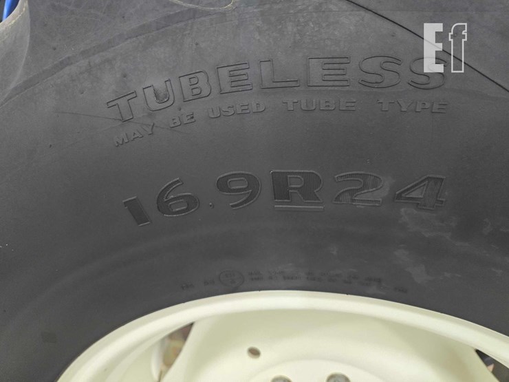 new-holland-tn75a-image-31