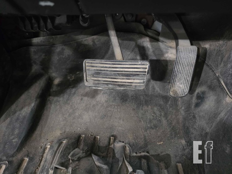 2014-chevrolet-silverado-1500-image-11