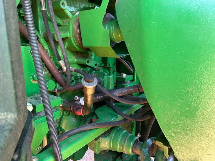 2011-john-deere-9230-image-13