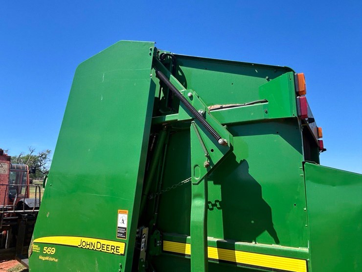john-deere-569-image-5