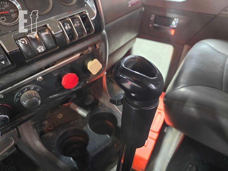 2008-kenworth-t800-image-15