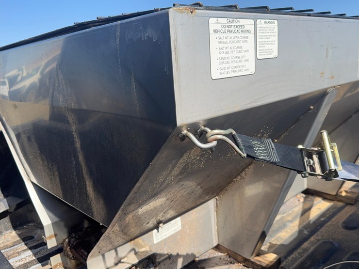 2015-dodge-2500-image-25