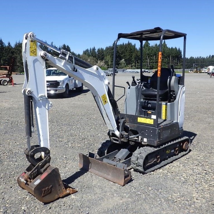 Bobcat Hydraulic Excavator