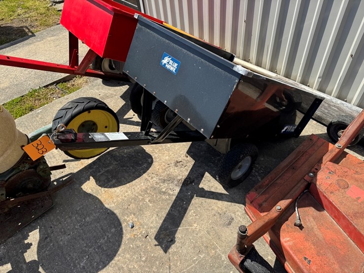 black-lawn-trailer-image-1