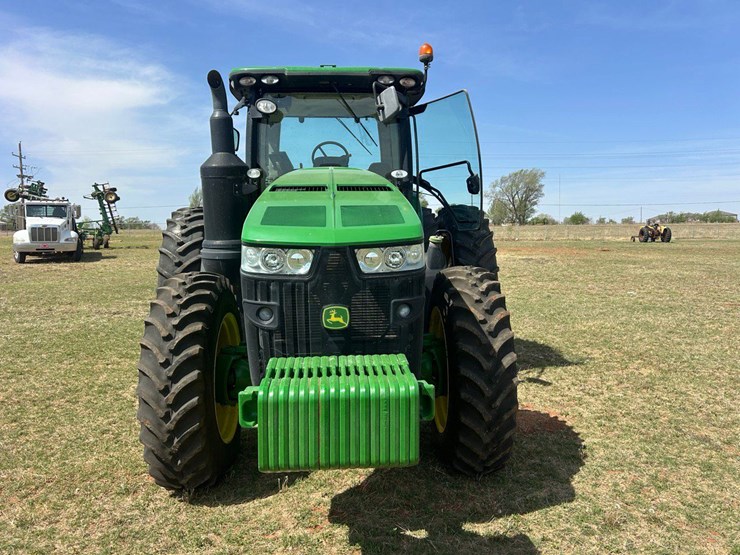 2017-john-deere-8270r-image-17