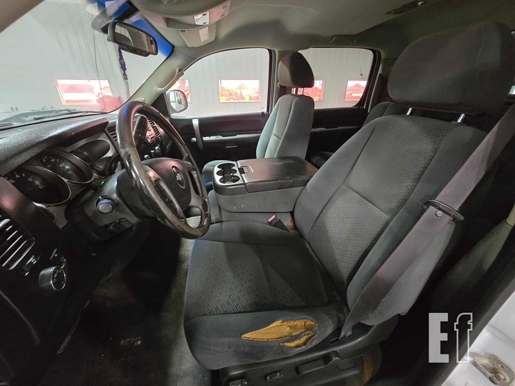 2007-chevrolet-3500hd-image-9