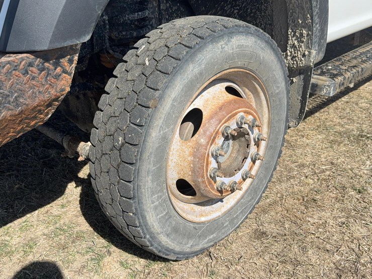 2019-ford-f450-image-12