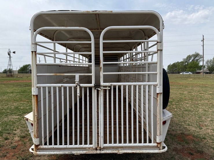 1993-cm-livestock-trailer-image-3