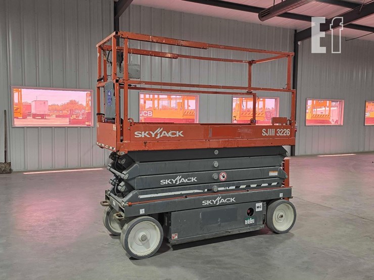 2018-skyjack-sjiii3226-image-1