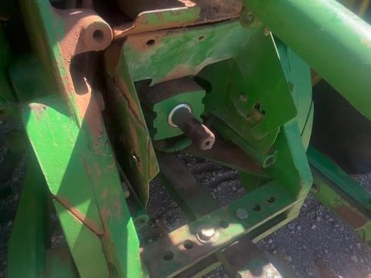 1996-john-deere-8200-image-14