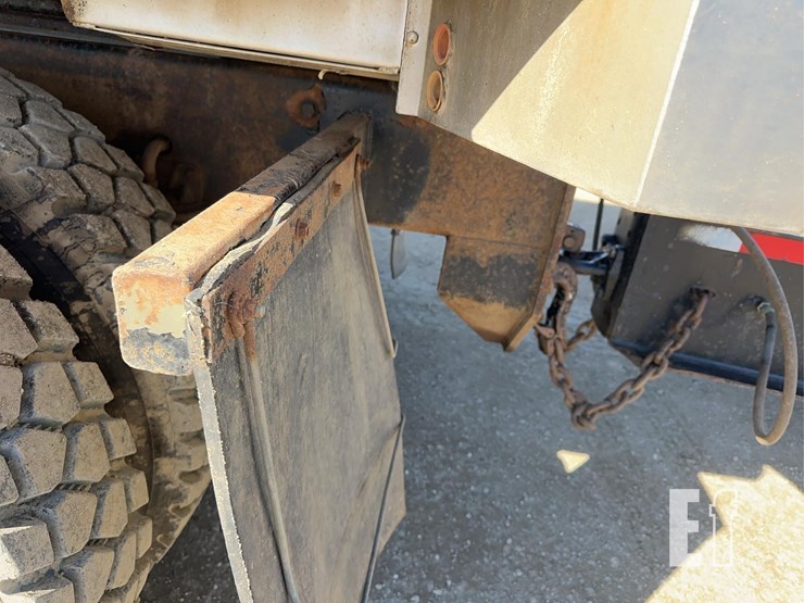 2005-kenworth-t800-image-38