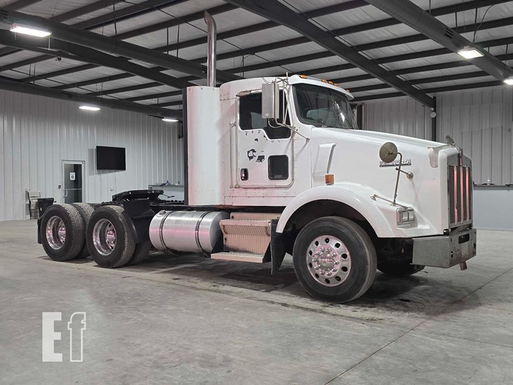 2003-kenworth-t800-image-2