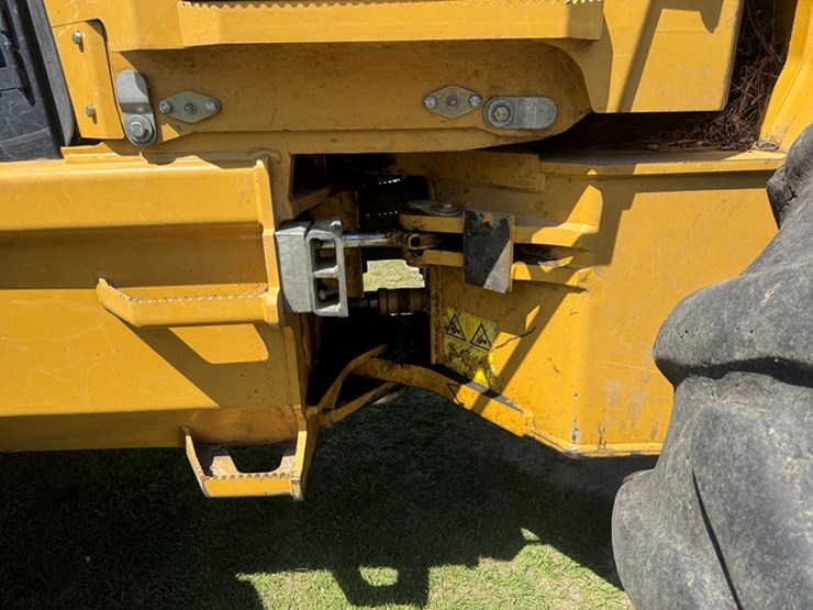 2020-tigercat-720-image-7