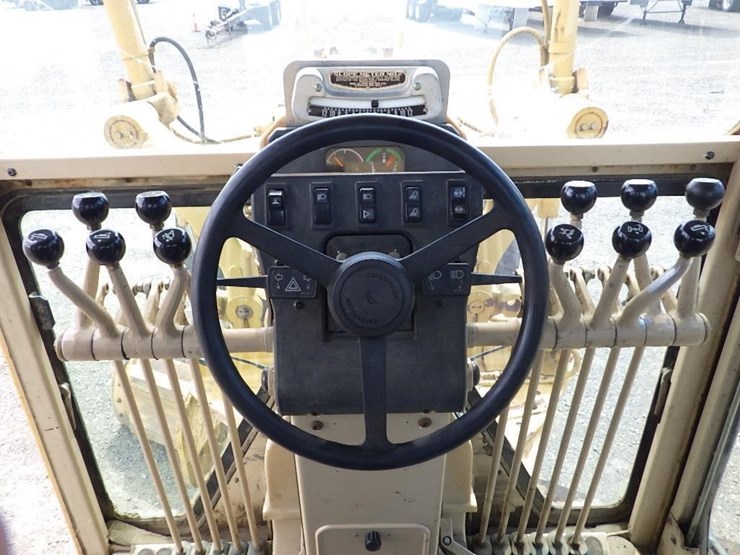 caterpillar-140h-image-64