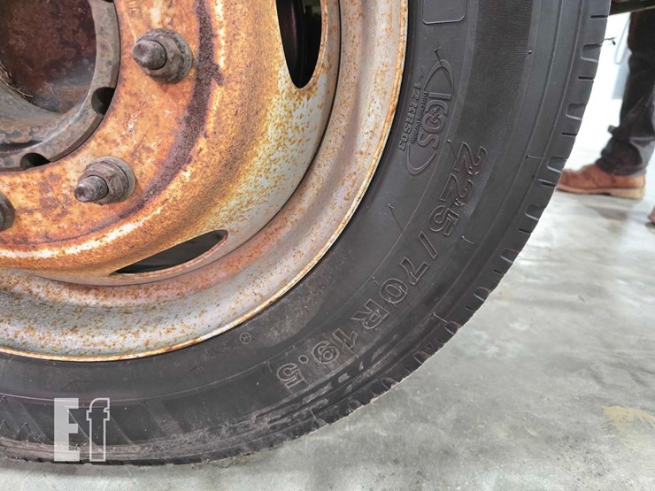 1999-ford-f450-image-29