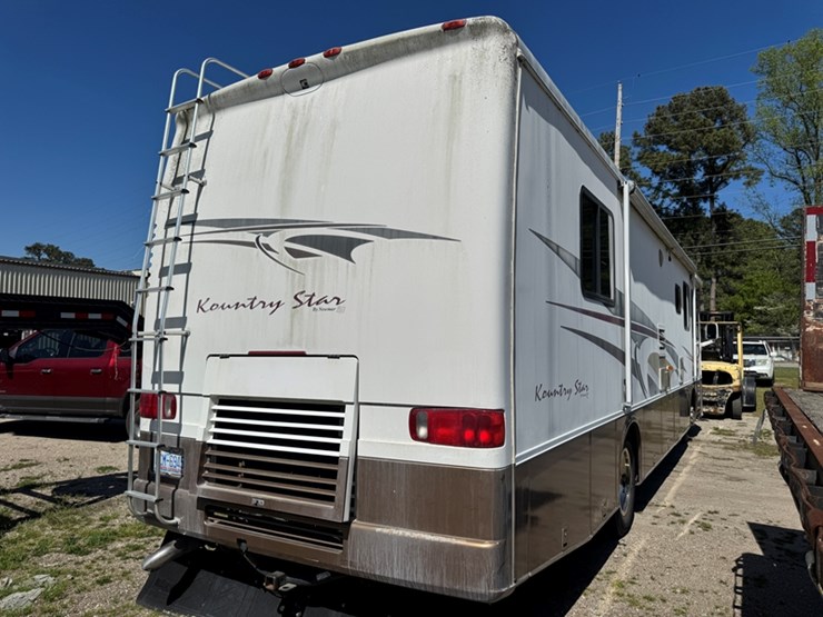 2002-freightliner-newmar-country-star-rv-5.9l-cummins-isb---auto-trans---xc-chassis-51,087-miles-image-4
