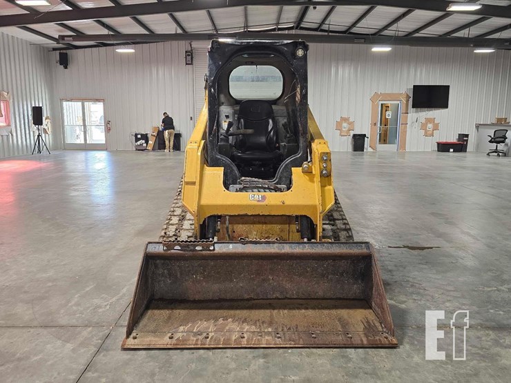 2022-caterpillar-259d3-image-7